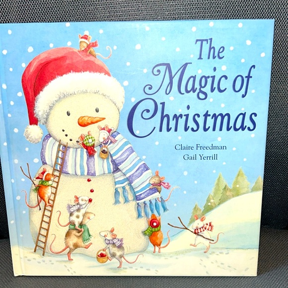 Holiday Christmas Book Bundle of 5 Booksi - Picture 1 of 10
